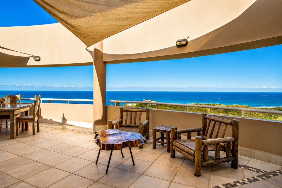 6 Bedroom Property for Sale in Brenton On Sea Western Cape